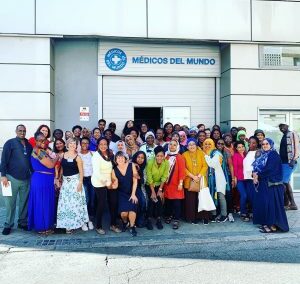 Derrière l’écran